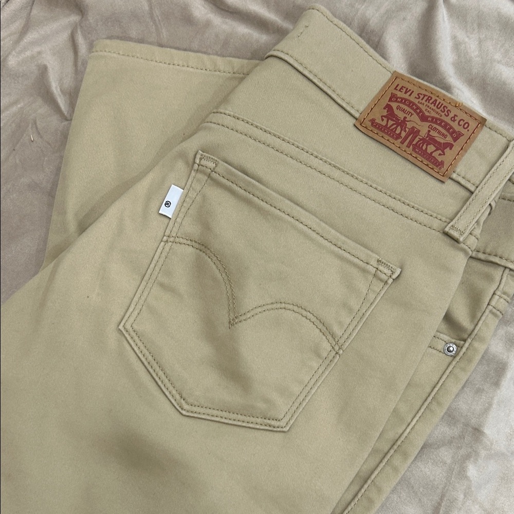 Levi's Slim Straight Khaki/Tan Jeans